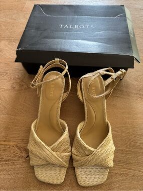 Talbots Anya twist wedge sandal, size 8